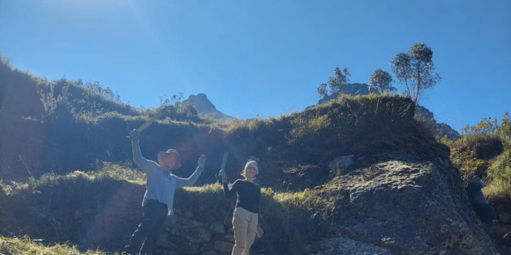 peru-archaeology-volunteering-in-sacred-valley-of-the-incas16